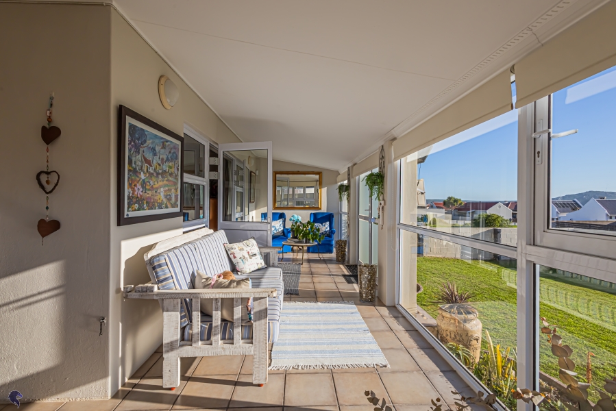 4 Bedroom Property for Sale in Myburgh Park Western Cape